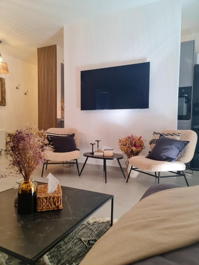 סנג' New - Apartment Finis מראה חיצוני תמונה