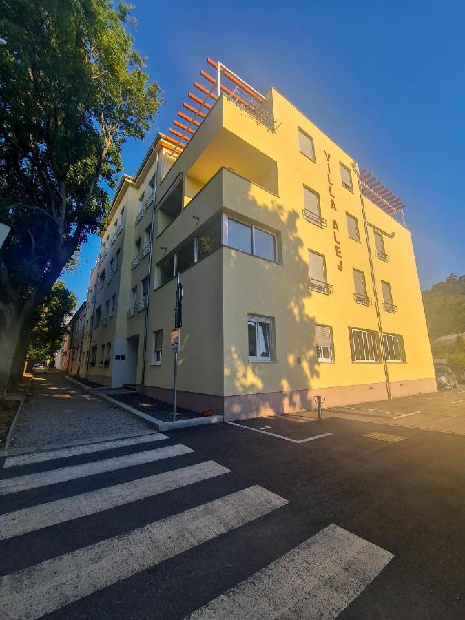 סנג' New - Apartment Finis מראה חיצוני תמונה